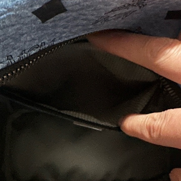 Authentic MCM backpack 26 cm - Picture 5 of 10